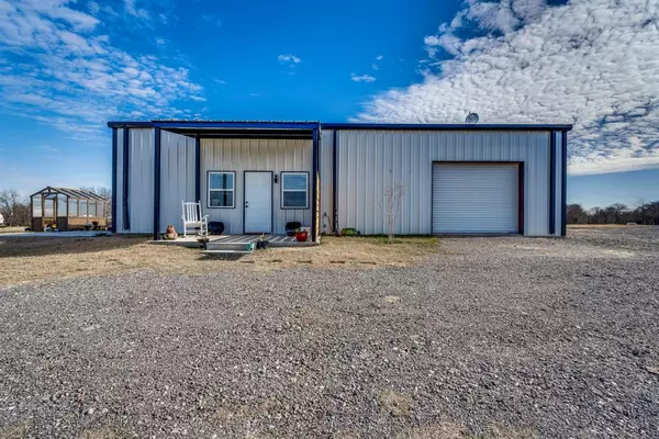 Maypearl, TX 76064,310 Blain Road