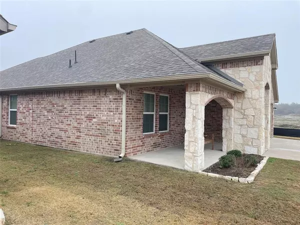 Greenville, TX 75402,902 Greyson Lane