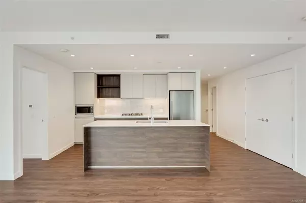 Victoria, BC V9A 0B6,369 Tyee Rd #401