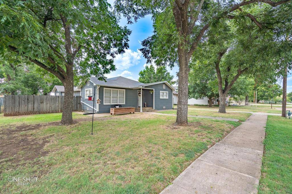 Baird, TX 79504,732 Race Street