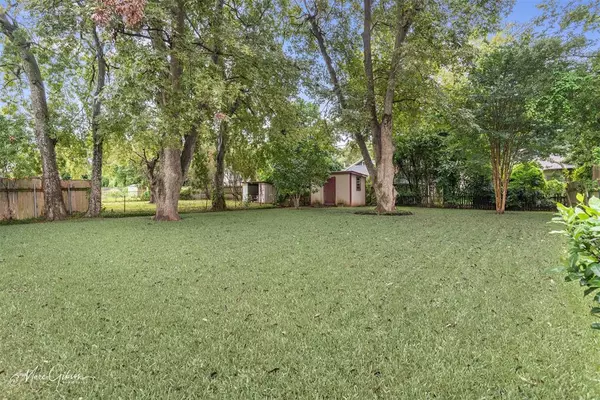 Shreveport, LA 71105,3871 Greenway Place