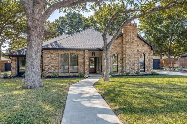 3206 Flintridge Court, Arlington, TX 76017