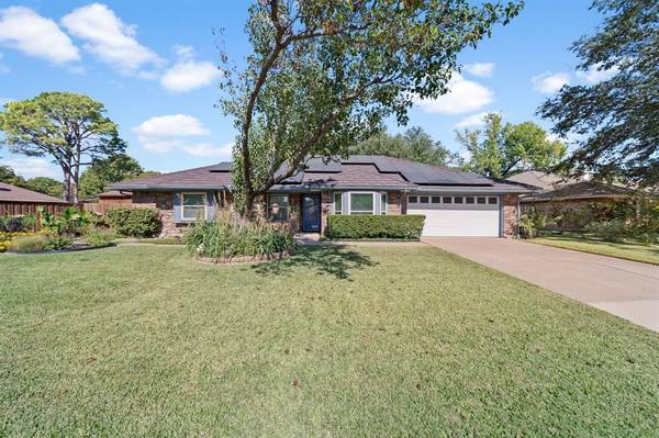 1103 Province Lane, Mansfield, TX 76063