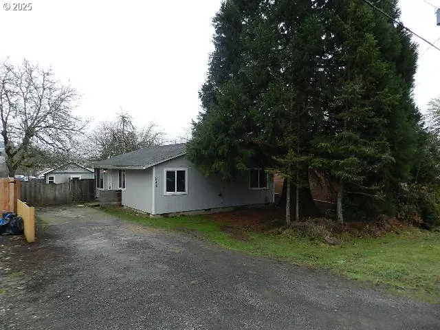 842 ROSE AVE, Vernonia, OR 97064