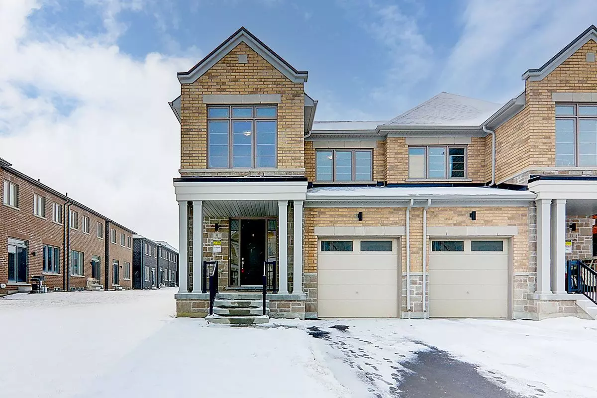 East Gwillimbury, ON L9N 0V6,9 Lazarette LN