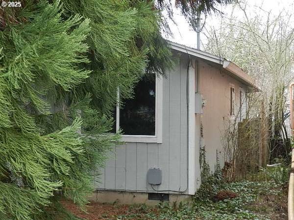 Vernonia, OR 97064,842 ROSE AVE