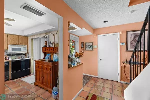 Wilton Manors, FL 33305,643 Kensington Pl  #643