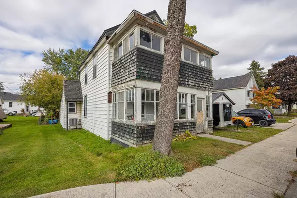 Gananoque, ON K7G 1K6,308 Brock ST