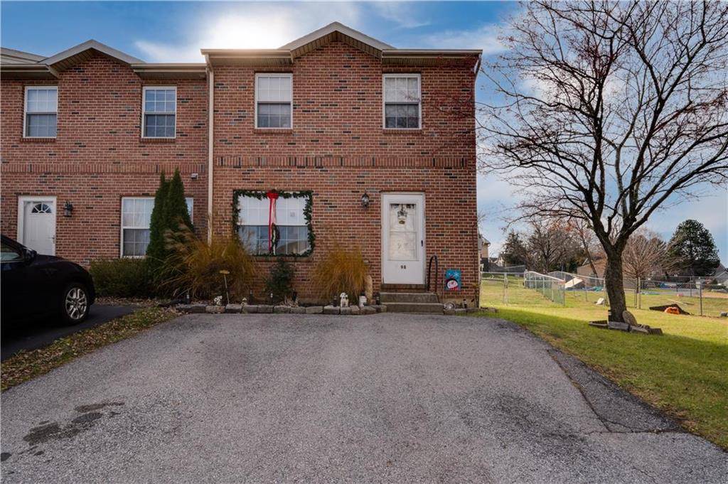 98 Cobblestone Court, Alburtis Borough, PA 18011
