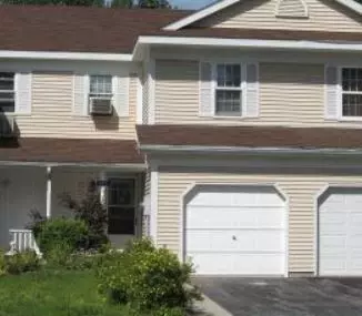 Muskoka, ON P1P 1J1,375 John ST S