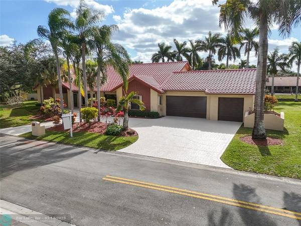 5122 NW 83rd Ln, Coral Springs, FL 33067