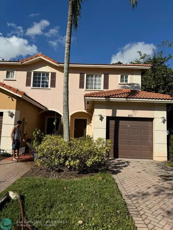 Tamarac, FL 33321,8851 N Isles Cir