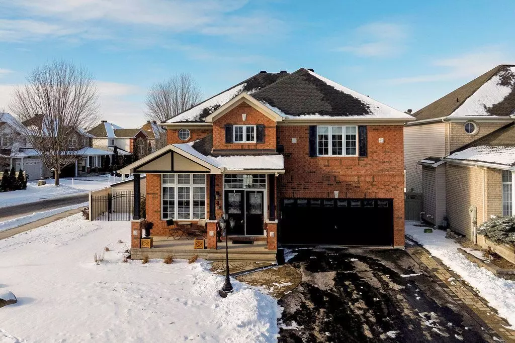 Barrhaven, ON K2J 5M2,41 Blackshire CIR S