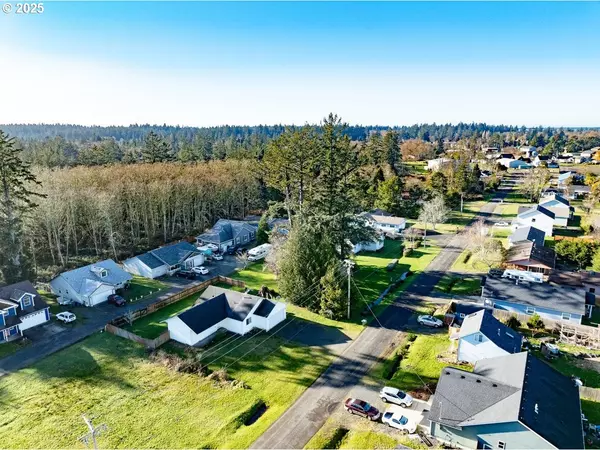 Hammond, OR 97121,618 7TH AVE