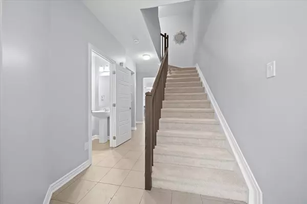 Barrhaven, ON K2J 6T5,248 ATIMA CIR