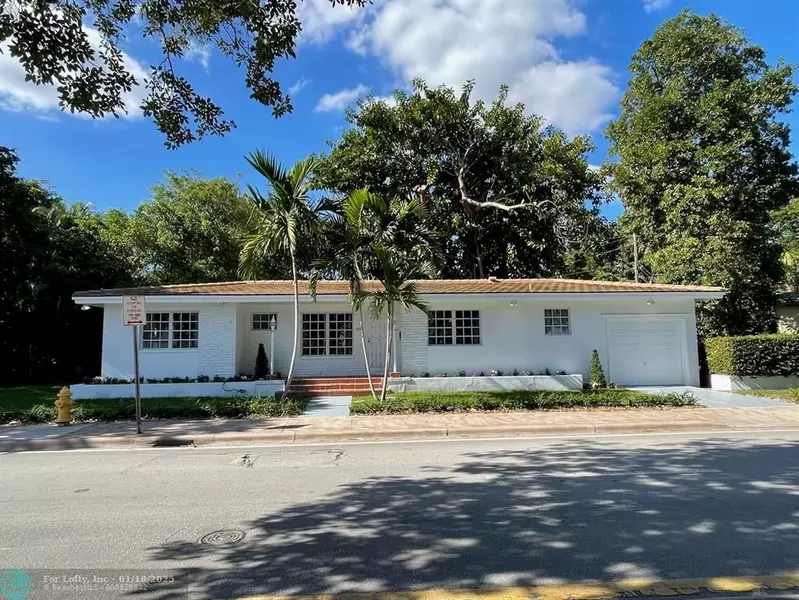 5530 San Amaro Dr, Coral Gables, FL 33146