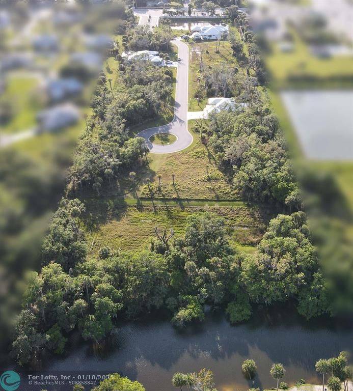 Fort Pierce, FL 34981,2410 Noble Oaks Ln