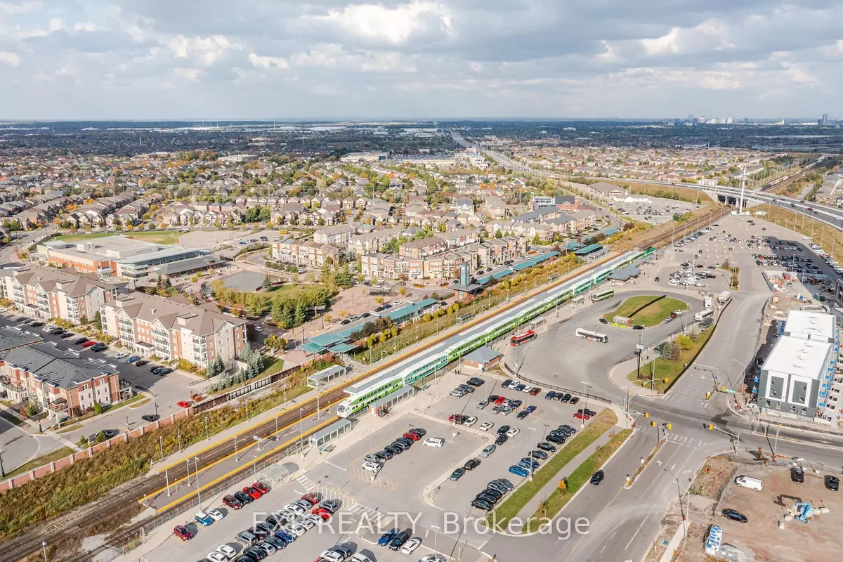 Brampton, ON L7A 5G5,200 Lagerfled Dr DR #217