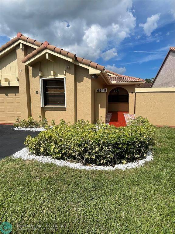 Hialeah, FL 33015,6249 NW 175th Ter