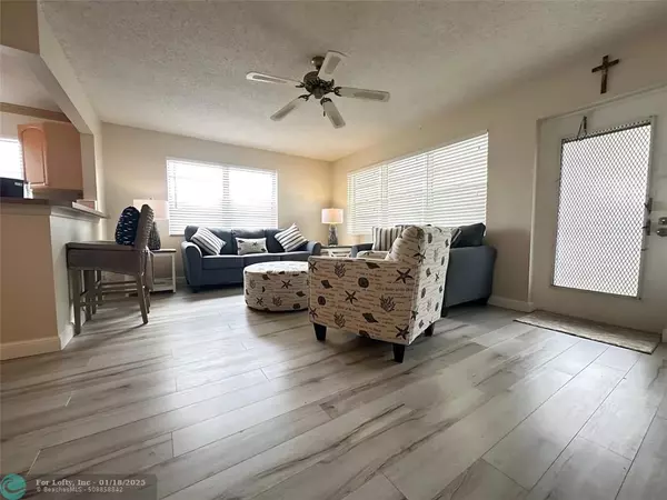 Deerfield Beach, FL 33442,361 Durham K  #361