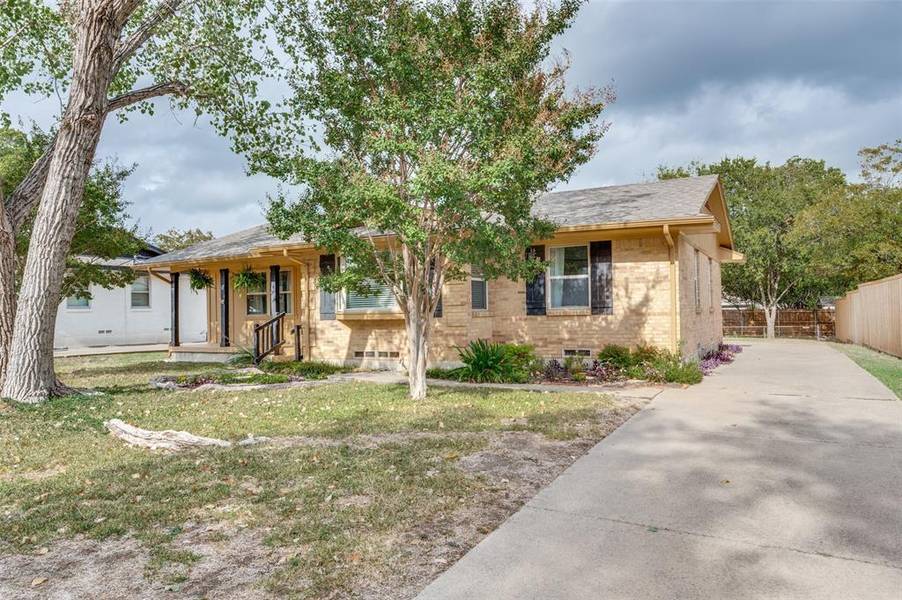 1306 Northlake Drive, Richardson, TX 75080