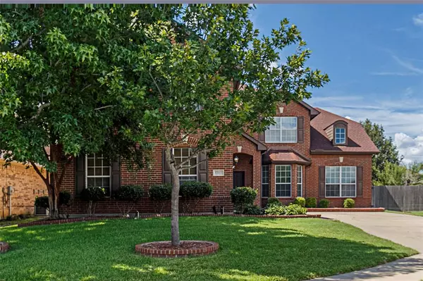 5311 Hockley Drive, Grand Prairie, TX 75052