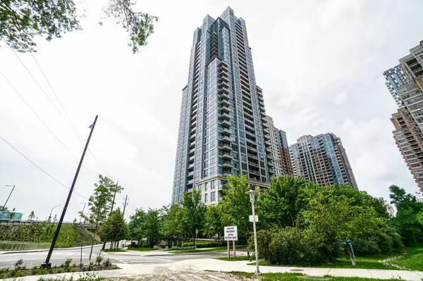 Toronto W08, ON M9B 0A4,15 Viking LN #1803