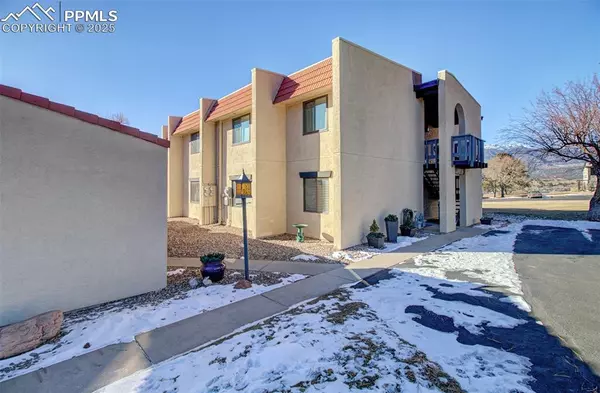 1014 Fontmore RD #B, Colorado Springs, CO 80904