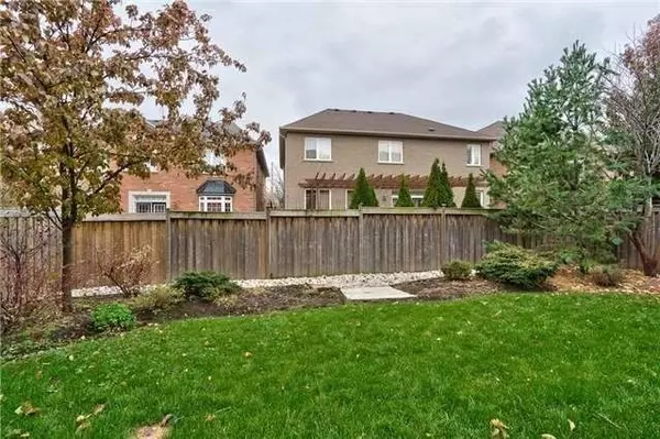 Halton, ON L6L 6T4,170 Tawny CRES