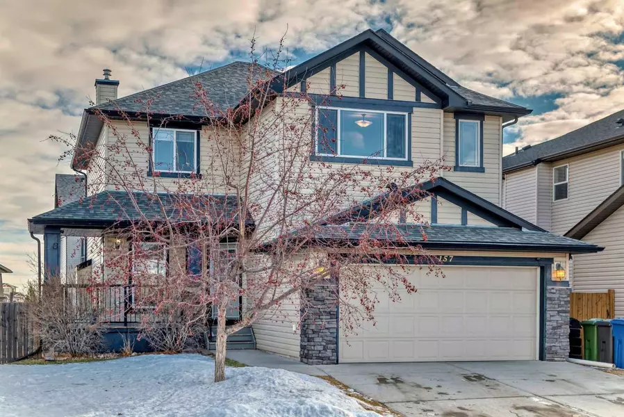 157 Hawkmere Close, Chestermere, AB T1X 0B9