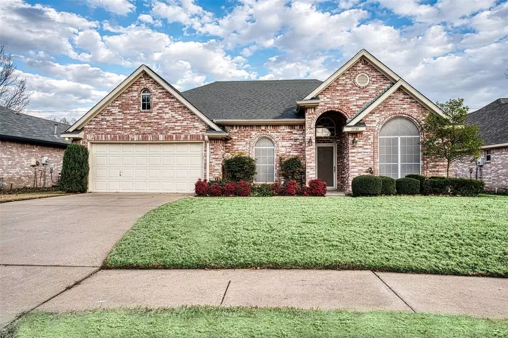 Grapevine, TX 76051,1739 Parkwood Drive