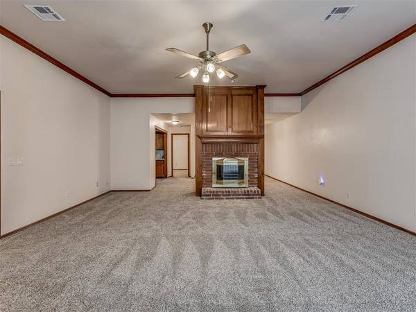 17112 Valley Crest, Edmond, OK 73012