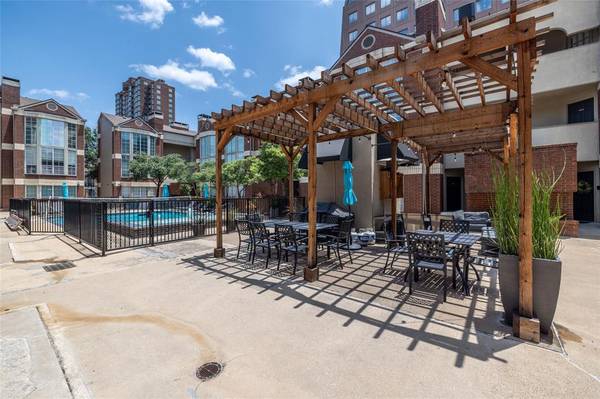 3100 Cole Avenue ##112, Dallas, TX 75204