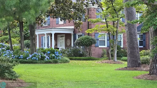 310 Woodland Drive, Other City - Not In The State Of Florida, NC 28540