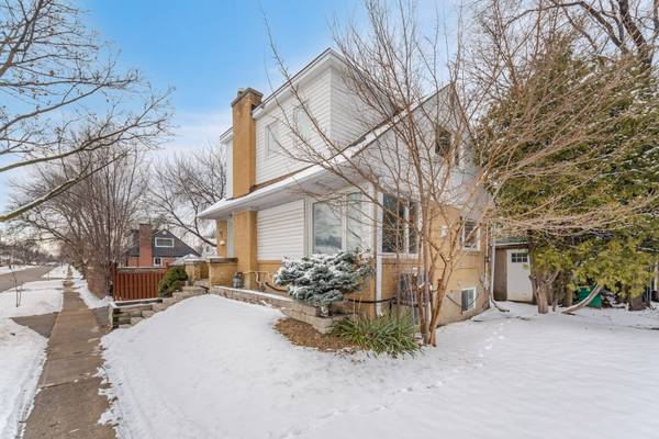 41 Tofield CRES, Toronto W10, ON M9W 2B8