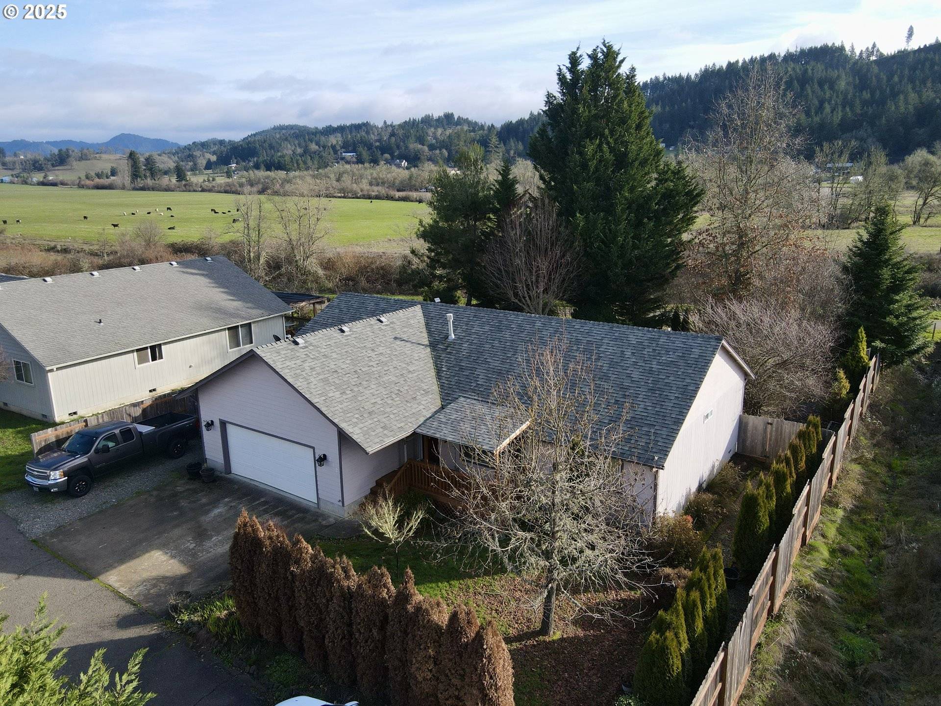 212 NICHOLAS CT, Sutherlin, OR 97479