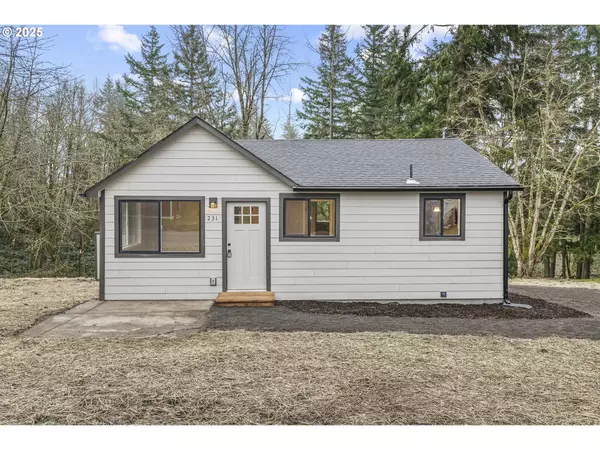 231 HOLCOMB SPUR RD, Kelso, WA 98626