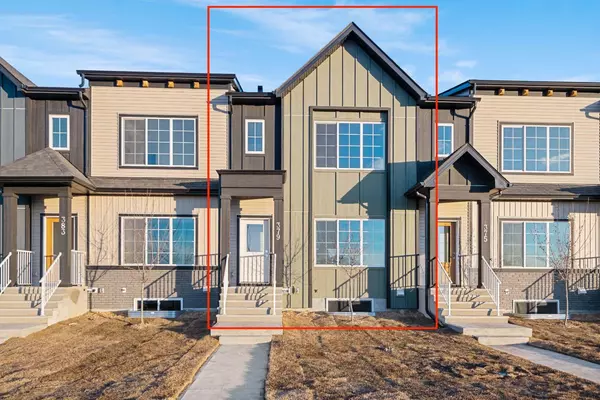 379 Chelsea Parade, Chestermere, AB T1X2V4