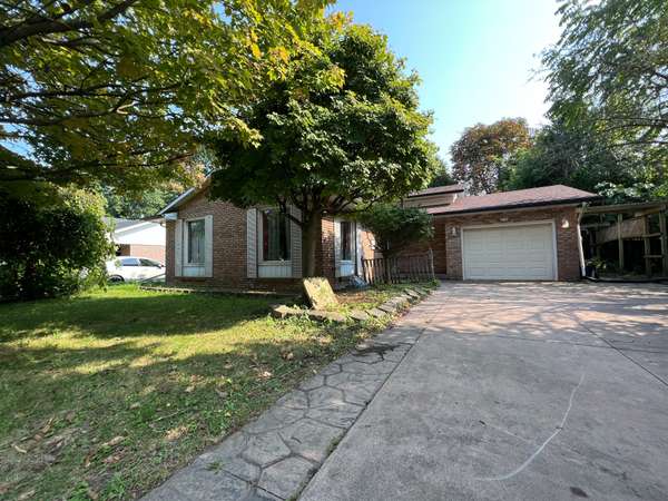 24 Mcgill ST, Welland, ON L3C 3L3