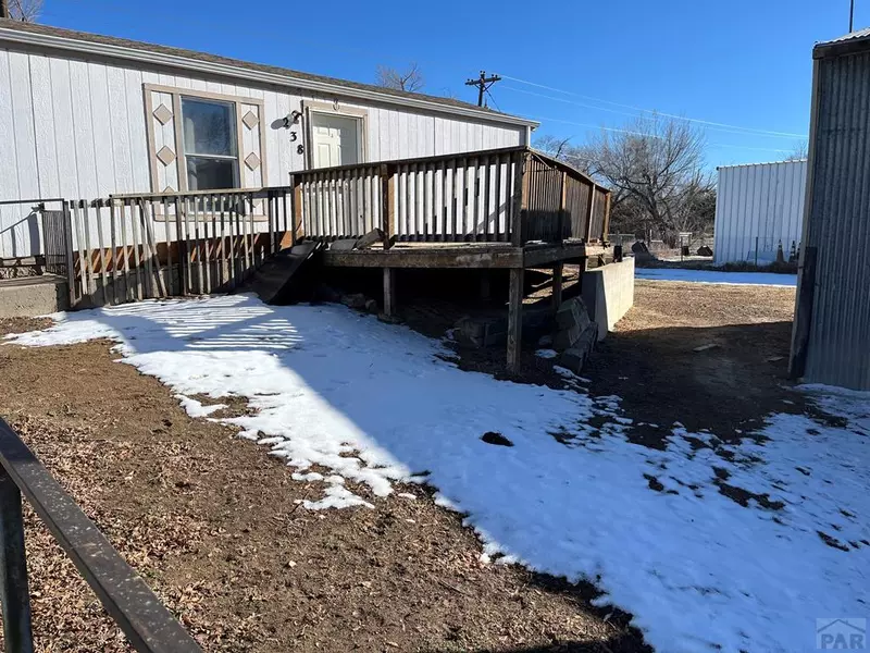 238 Seeley, La Junta, CO 81050