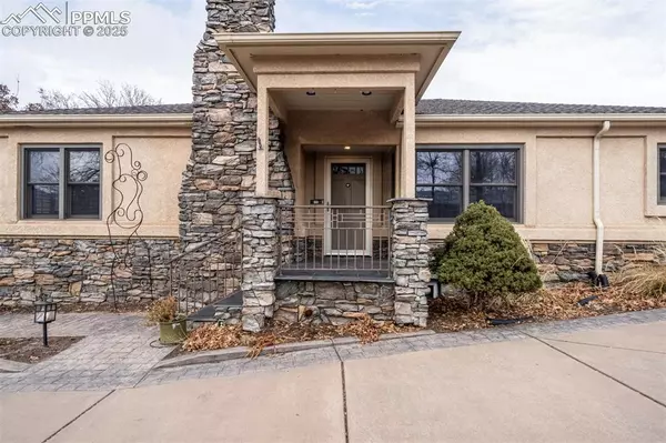 Colorado Springs, CO 80903,1213 N Cedar ST