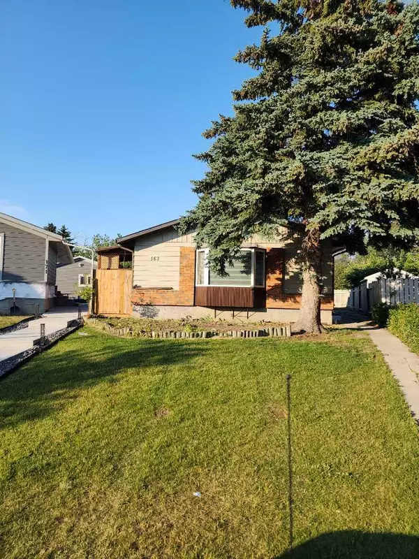 167 Whitman PL NE, Calgary, AB T1Y 4H8