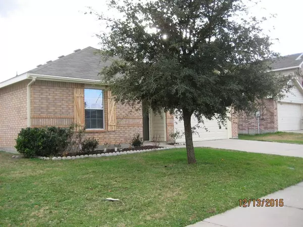 12701 Azure Heights Place, Rhome, TX 76078