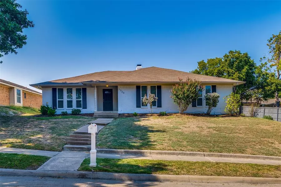 1329 Pecan Valley Drive, Garland, TX 75043