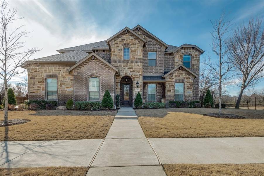 721 Toby Trail, Mansfield, TX 76063