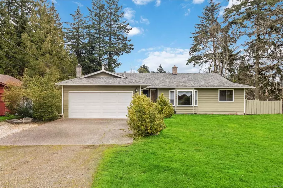 5055 Del Monte Ave, Saanich, BC V8Y 1W9