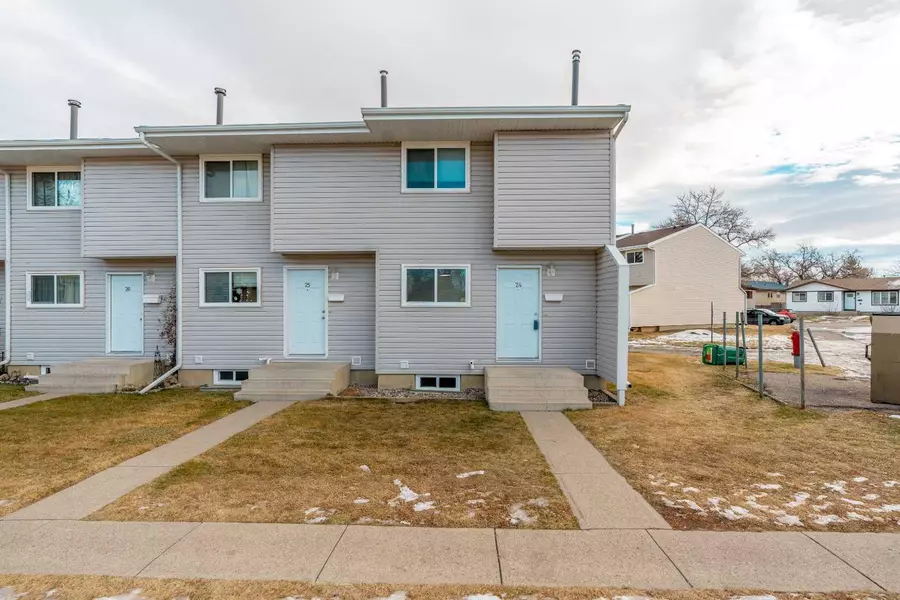 55 Lemoyne CRES W #24, Lethbridge, AB T1K 4J7