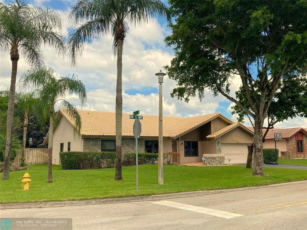 Coral Springs, FL 33071,691 NW 111th Way