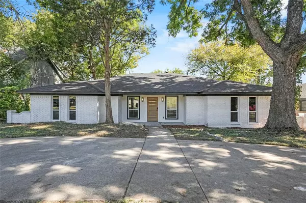 Dallas, TX 75227,7012 Allview Lane