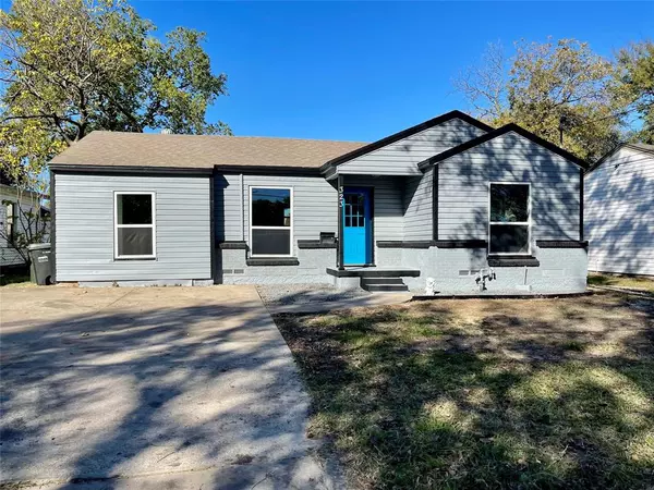 323 E HOLLEY Street, Mesquite, TX 75149